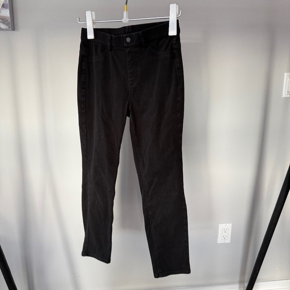 UNIQLO Jeggings - Picture 1 of 3